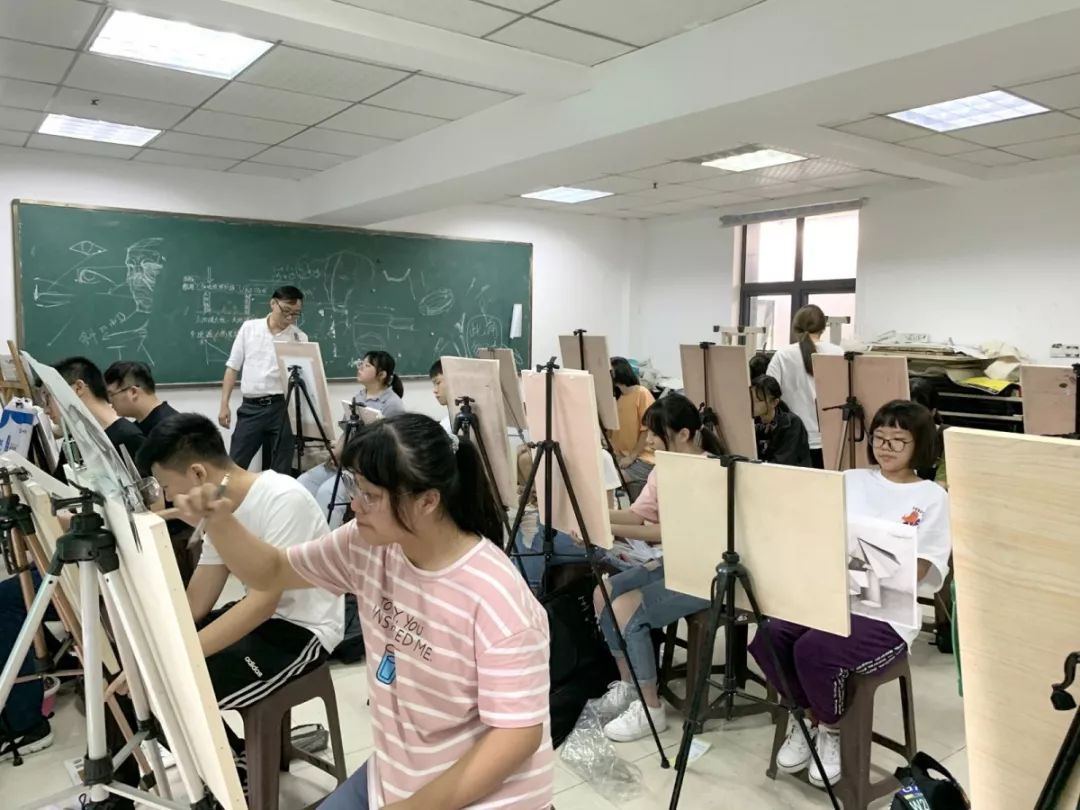 微信图片_20190705095007.jpg 微信图片_20190705095007.jpg