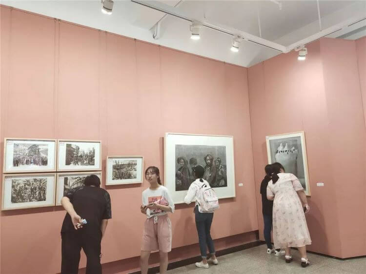 十三届湖北省美术作品展 (21).jpg 十三届湖北省美术作品展 (21).jpg