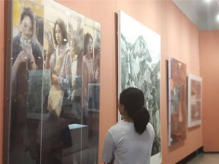 十三届湖北省美术作品展 (31).jpg 十三届湖北省美术作品展 (31).jpg