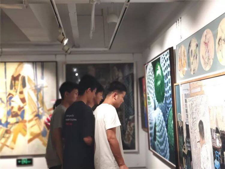 十三届湖北省美术作品展 (6).jpg 十三届湖北省美术作品展 (6).jpg
