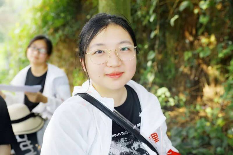 考国美 来小里 (8).jpg 考国美 来小里 (8).jpg