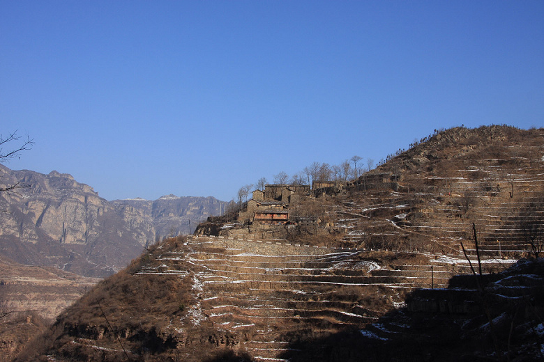 太行小山村.jpg
