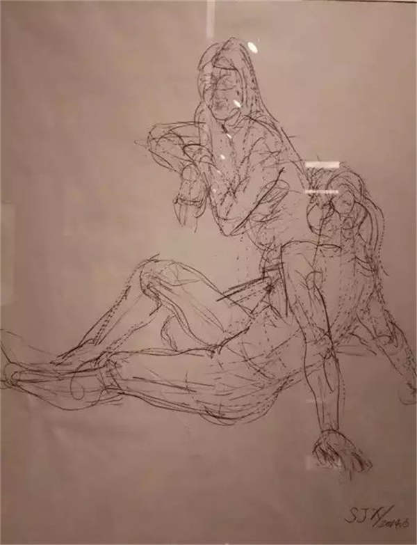 04湖北美术学院素描大展 (6).jpg 04湖北美术学院素描大展 (6).jpg