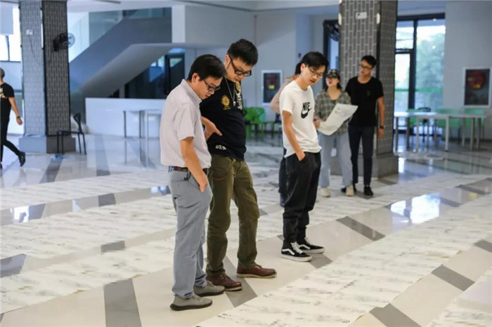 14阅卷现场 (6).jpg