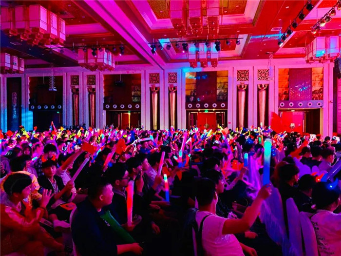 音乐节现场炸裂 (3).jpg