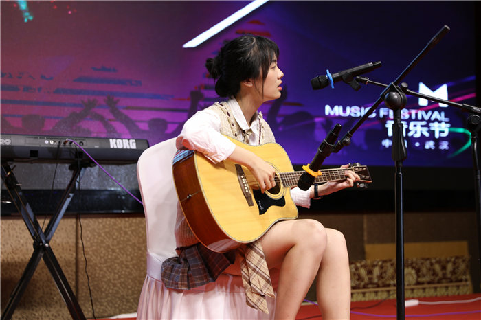 小里国庆音乐节现场 (33).jpg