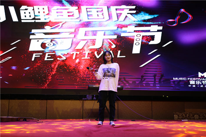 小里国庆音乐节现场 (37).jpg