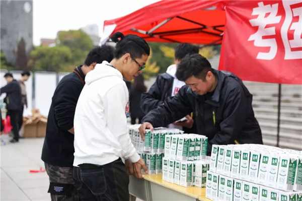 出发前往战场 (22).jpg 出发前往战场 (22).jpg
