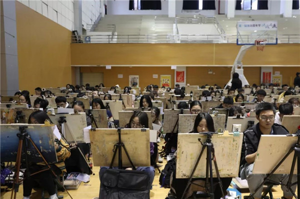 考场现场掠影 (7).jpg 考场现场掠影 (7).jpg