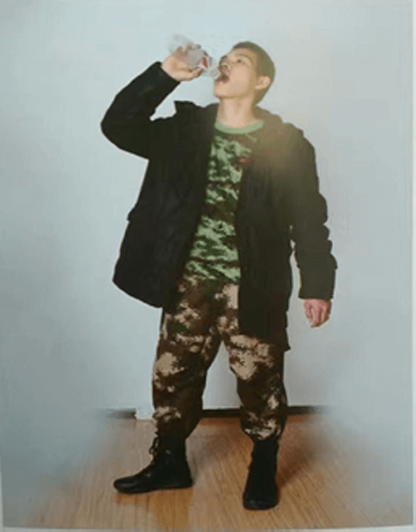 近年美术联考考题_037.png 近年美术联考考题_037.png