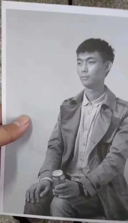 近三年美术联考考题_02.jpeg 近三年美术联考考题_02.jpeg