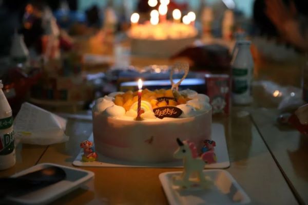 小里画室平安夜与生日会_070.jpeg